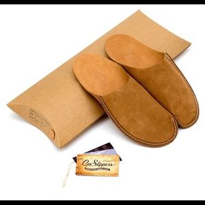 Leather slippers